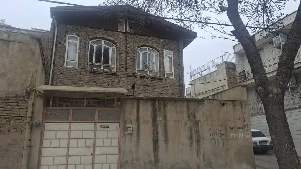 فروش خانه دوطبقه ویلایی خیابان وحدت|فروش خانه و ویلا|بروجرد, |دیوار