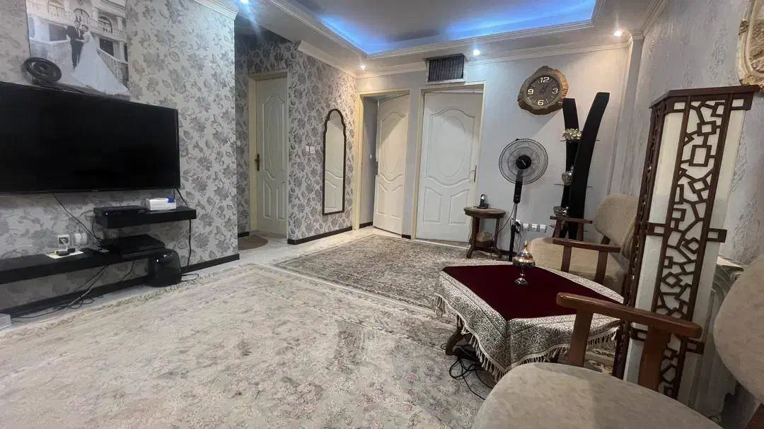 هفتاد و چهار متری، ابتدای سی متری نیروی هوایی|فروش آپارتمان|تهران, قاسمآباد|دیوار