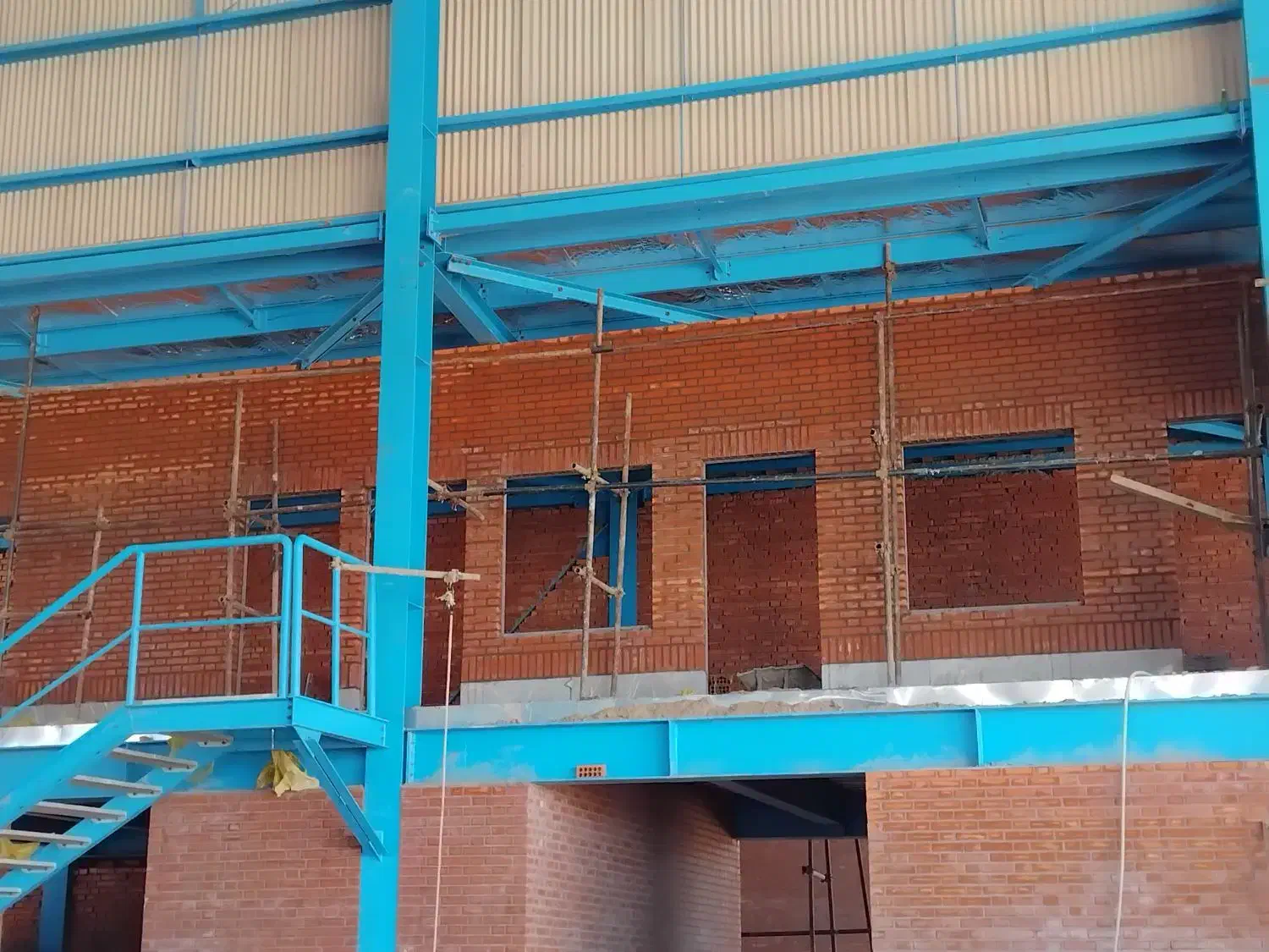 پیمانکاری ونماکاری دیوار چینی|استخدام معماری، عمران و ساختمانی|اردکان, |دیوار