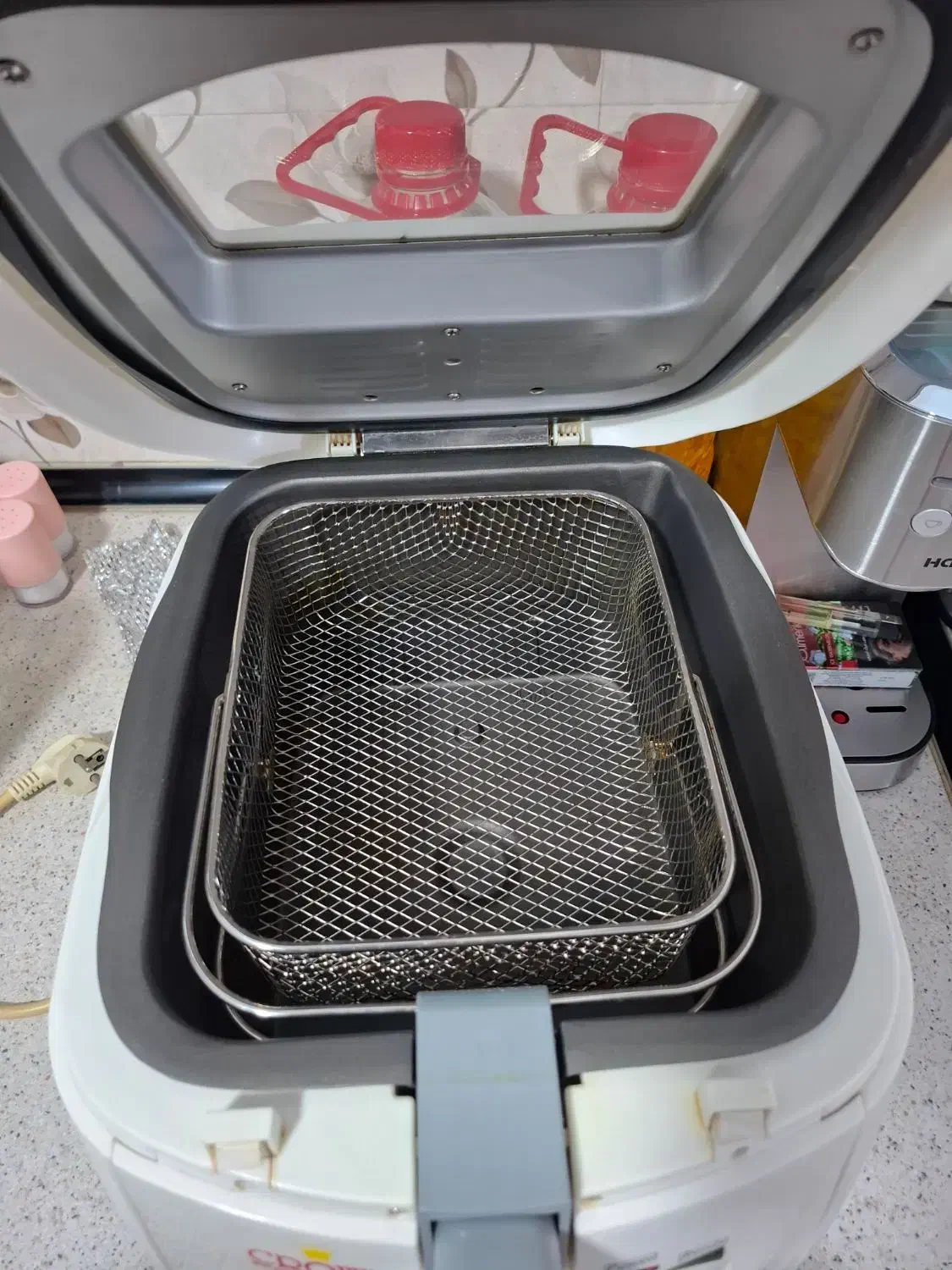 سرخ کن نو|اجاق گاز و لوازم برقی پخت‌وپز|رباط‌کریم, مسکن مهر آبشناسان|دیوار