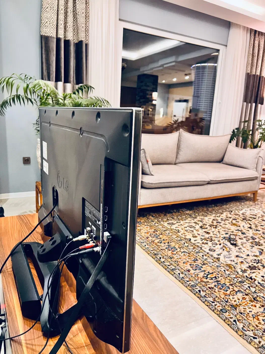 تلویزیون ال جی کره اسمارت|تلویزیون و پروژکتور|سلمان‌شهر, |دیوار