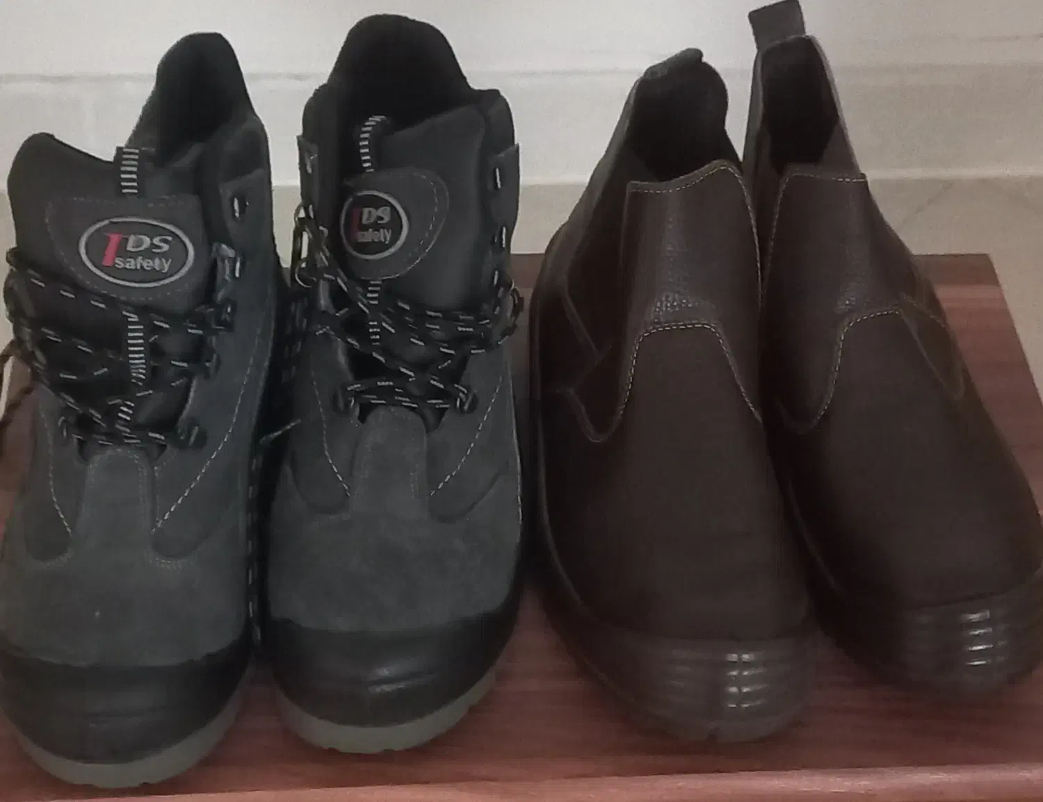 دو جفت کفش ایمنی TDSو لوتوس ،سایز ۴۲|کیف، کفش، کمربند|تهران, بهداشت|دیوار