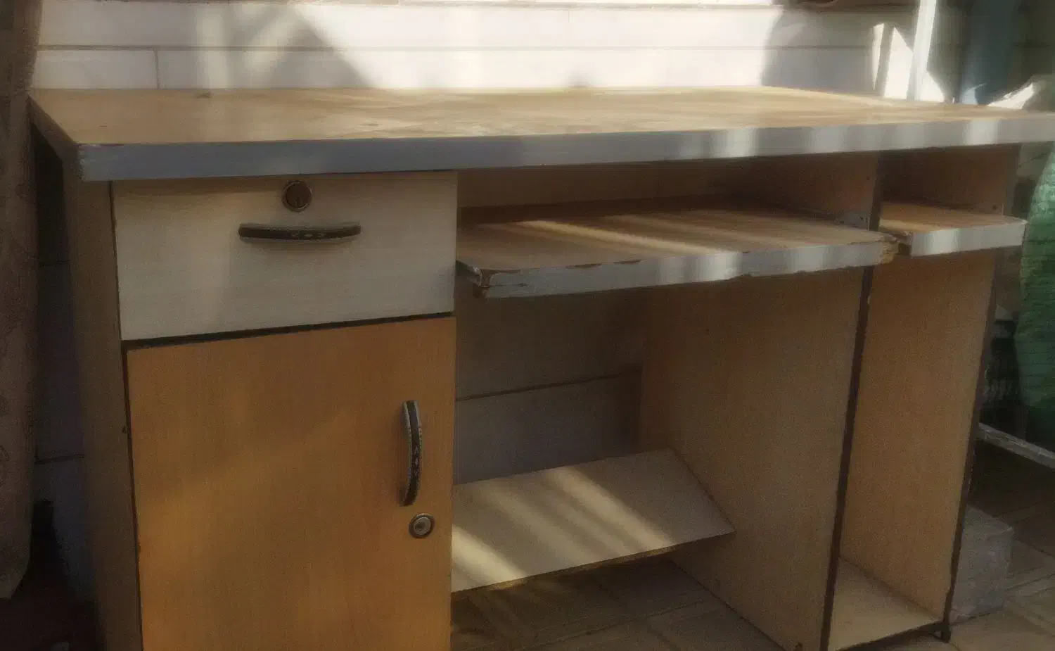 میز کامپیوتر|میز تحریر و کامپیوتر|چناران, |دیوار