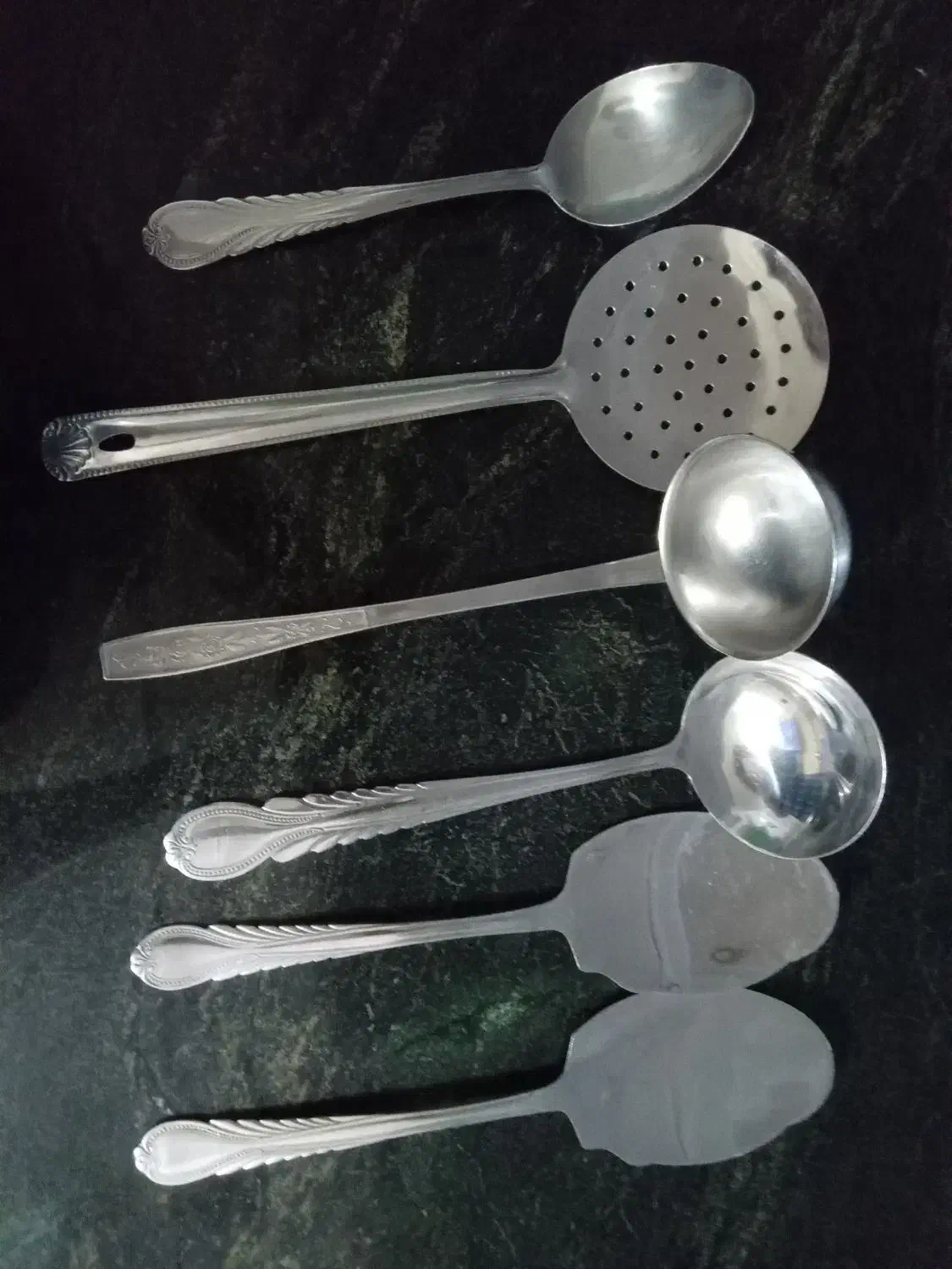 کفگیر ملاقه|ظروف سرو و پذیرایی|آستانه اشرفیه, |دیوار