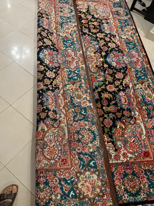 یک جفت فرش سالاری شش متری ۳۵ رج کاملا نو پا نخورده|فرش|تهران, امیرآباد|دیوار
