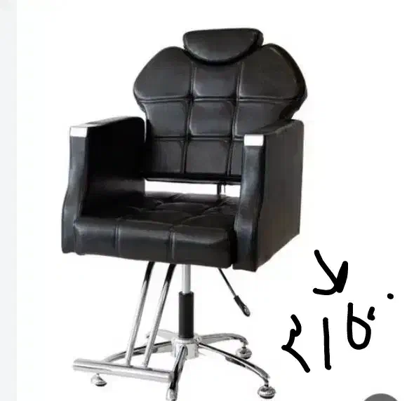 کاملا نو و همه صندلی ها به رنگ مشکی هست|آرایشگاه و سالنهای زیبایی|درگهان, |دیوار