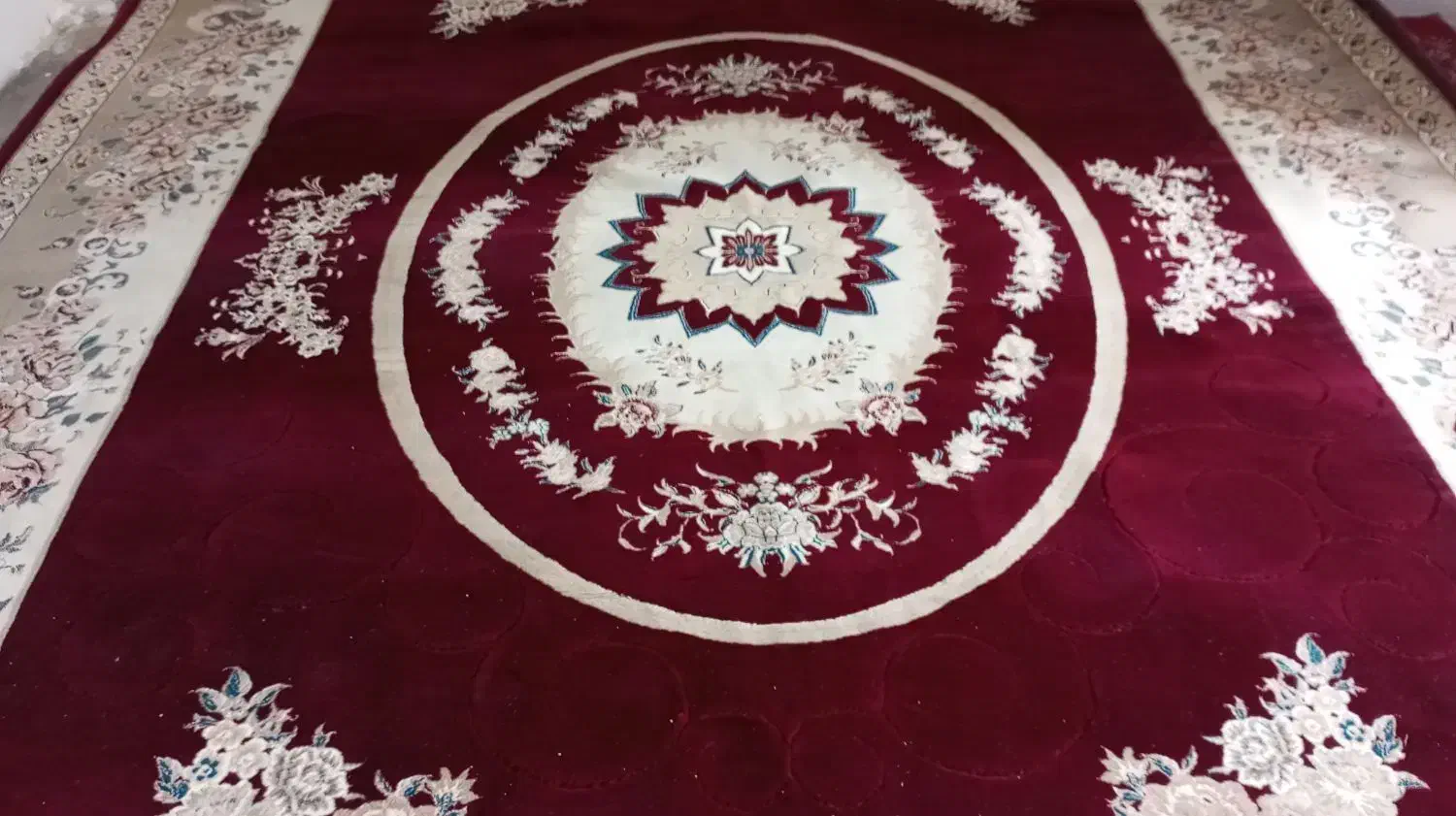 یک قطعه فرش ۱۲ متری|فرش|مرودشت, ثبت احوال|دیوار