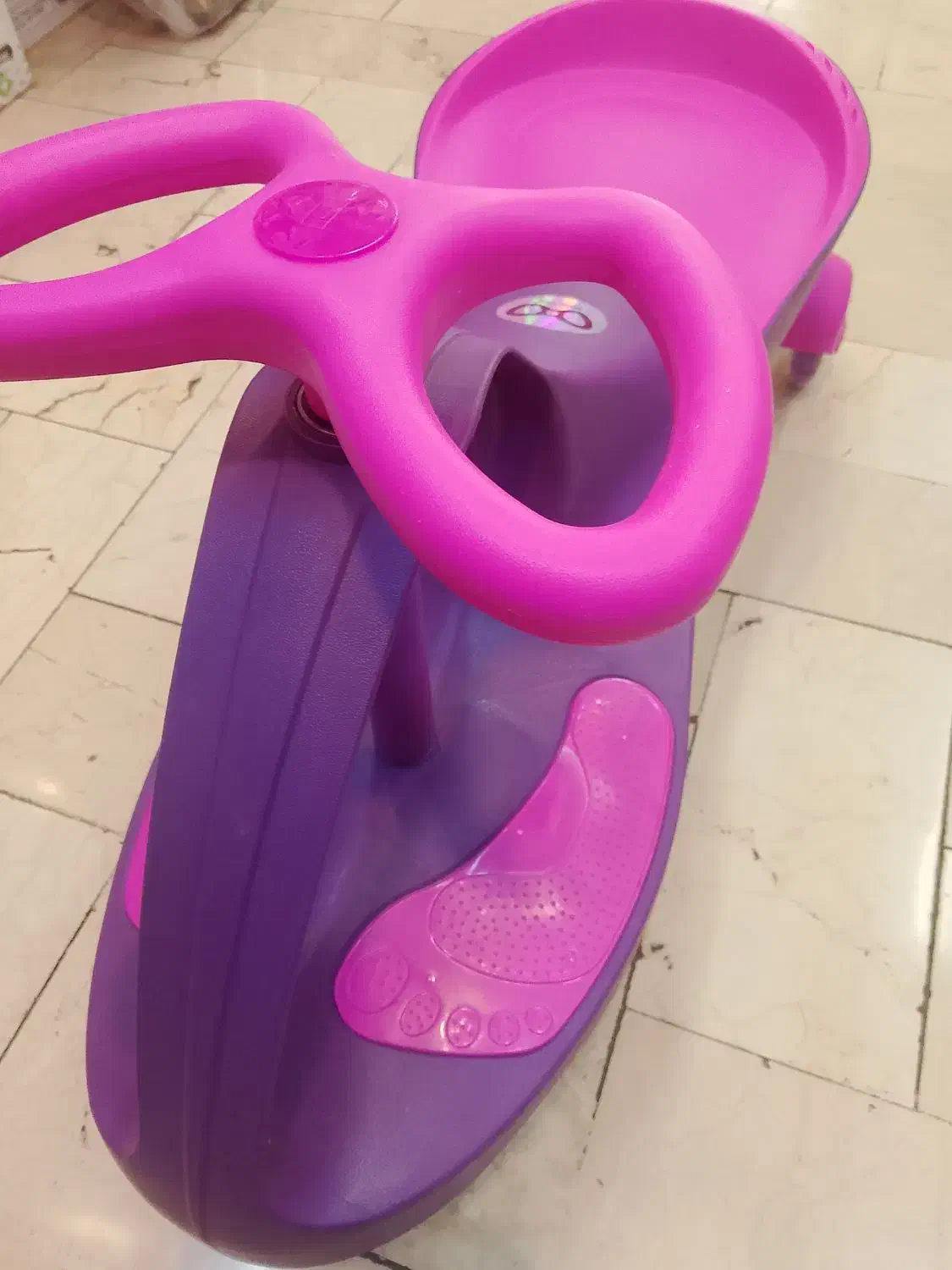 لوپ کار چراغدار و ساده|اسباببازی بچه|شیراز, بعثت|دیوار