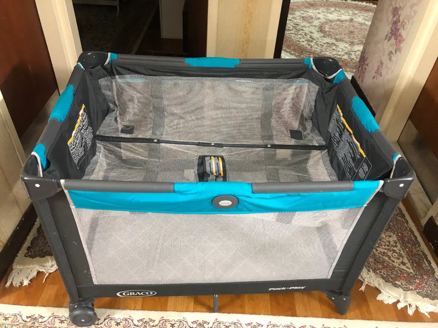 تخت کنار مادر برند گراکو|تخت و صندلی بچه|نائین, |دیوار