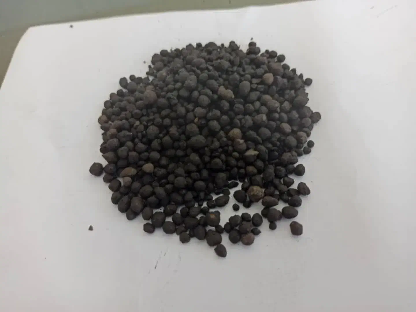 کود پلیت مرغی و گرانول هیومیک اسید|خدمات باغبانی و درختکاری|اصفهان, زیار|دیوار