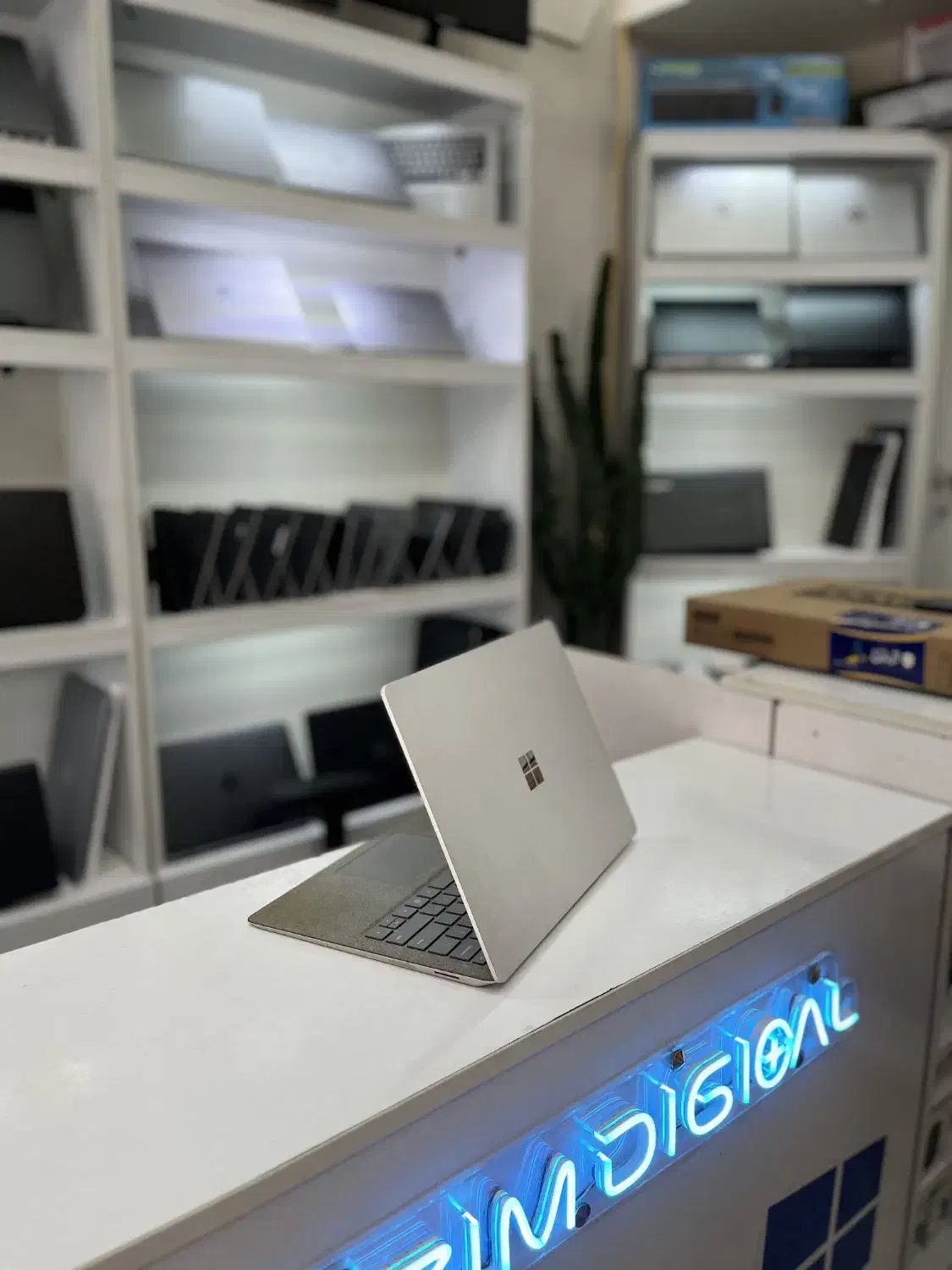 سرفیس لپتاپ i5 اوپن باکس هم رده با پرو ۵|رایانه همراه|رشت, دیلمان|دیوار