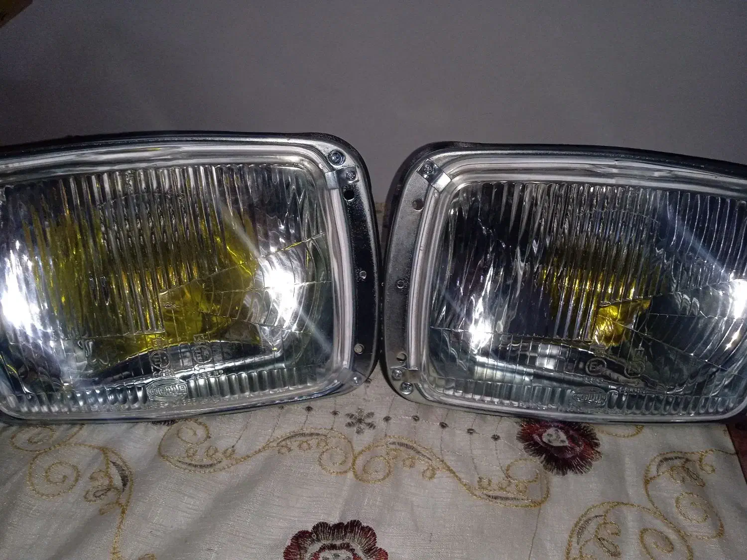 چراغ جلو مینی بوس خاور|قطعات یدکی و لوازم جانبی|تبریز, |دیوار