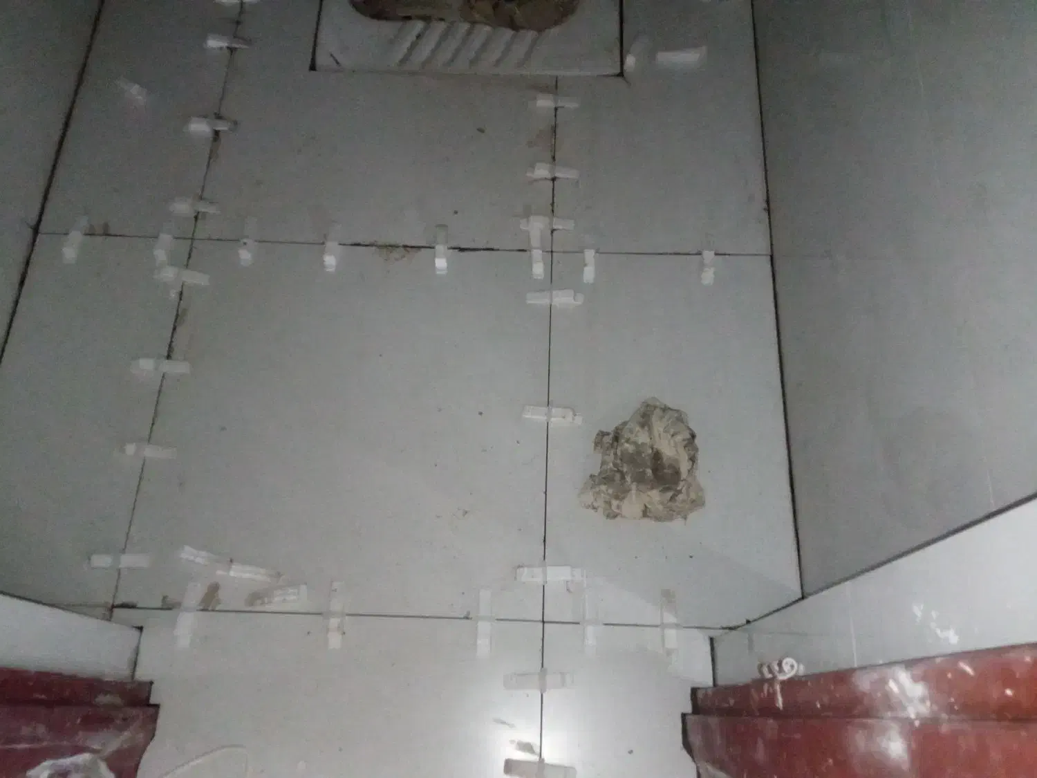 نرده صُراحی‌ سنگی‌سرامیک نما، سنگکاری،موزایک‌،لاشه|خدمات پیشه و مهارت|کیاشهر, |دیوار