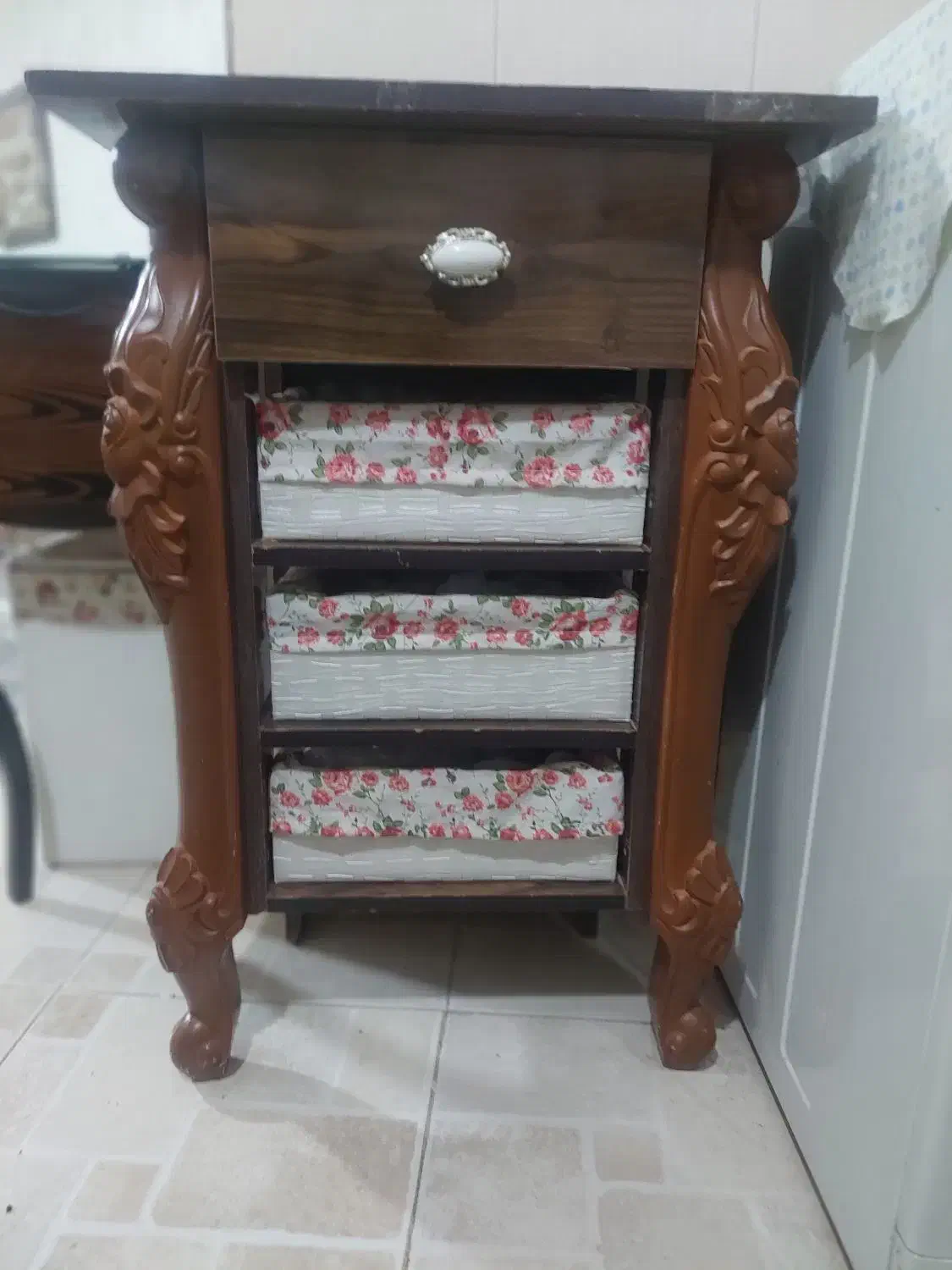 جا سیب زمینی پیاز|مبلمان خانگی و میز عسلی|کوهدشت, |دیوار