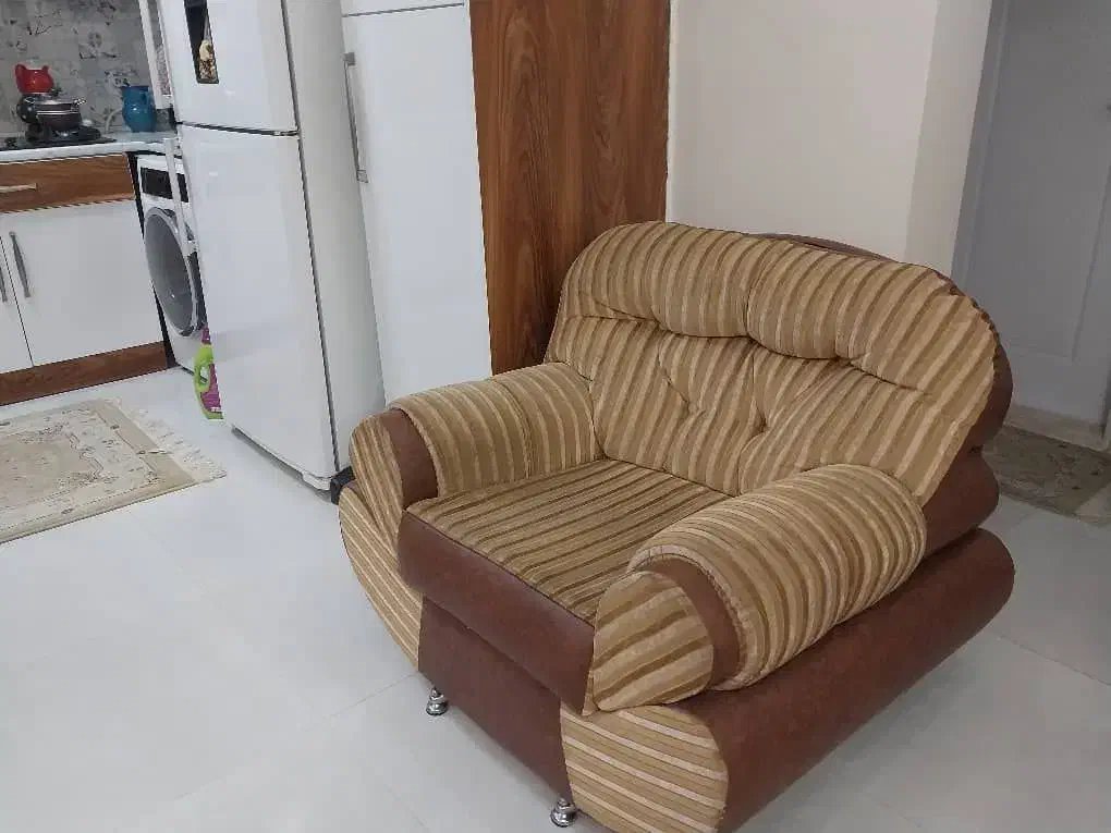 فروش مبل هفت نفره|مبلمان خانگی و میز عسلی|لشت نشا, |دیوار