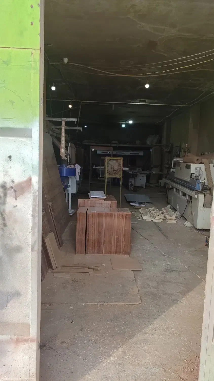 اجاره کارگاه صنایع نیمه مزاحم|اجارهٔ مغازه و غرفه|بروجن, |دیوار