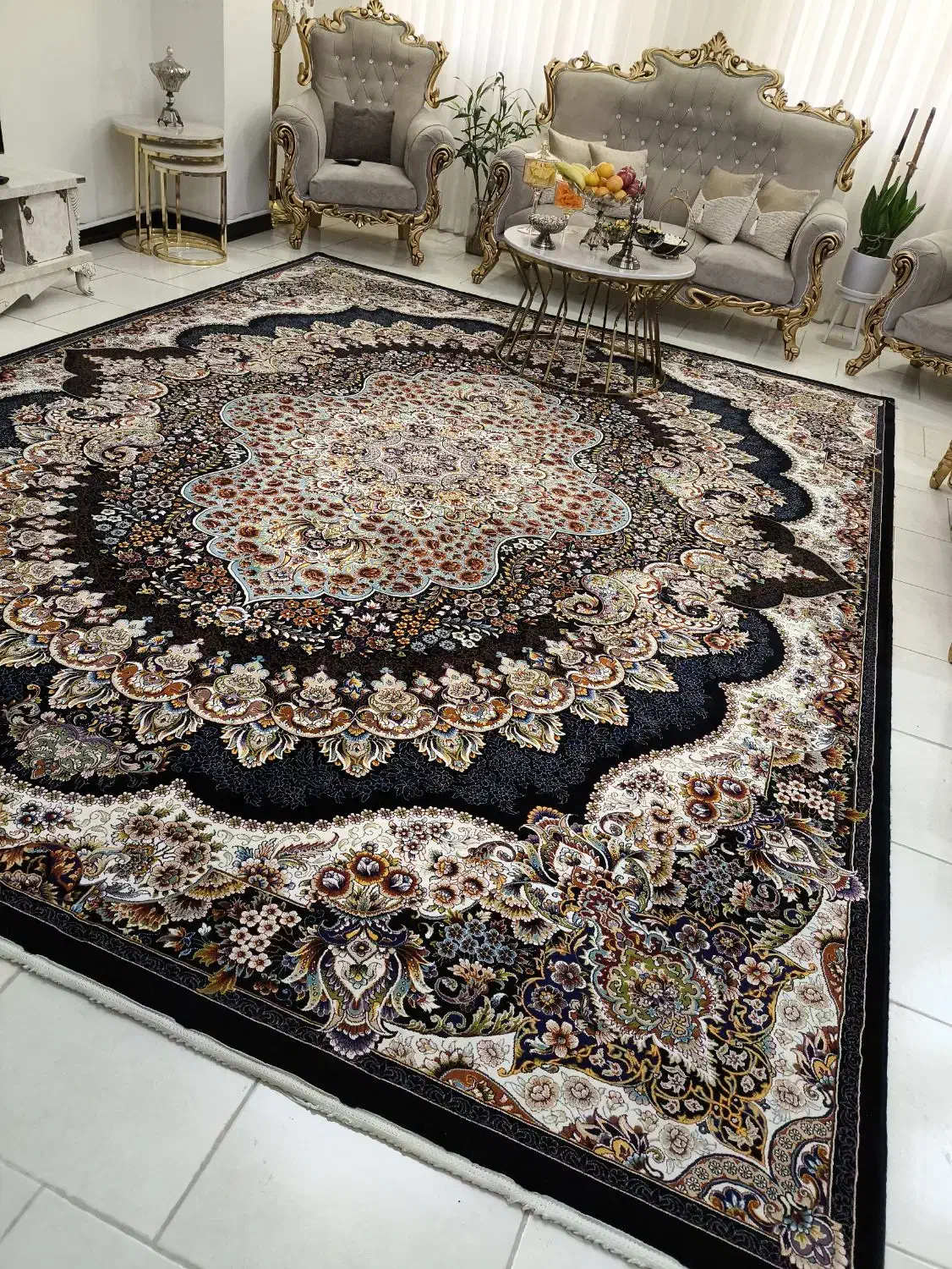 فرش ۱۲ متری|فرش|رباط‌کریم, رباط‌کریم|دیوار