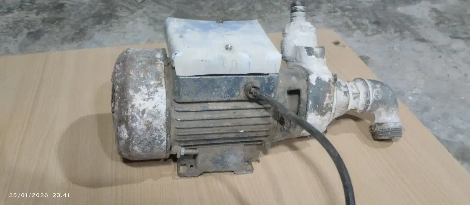 دینام آب|ابزارآلات|سلطانیه, |دیوار