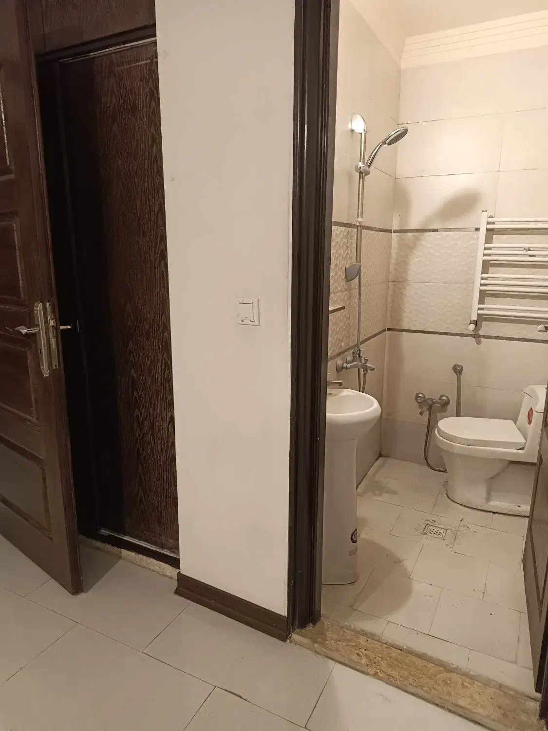 130متر3خواب میدان کلانتری یوسف آباد