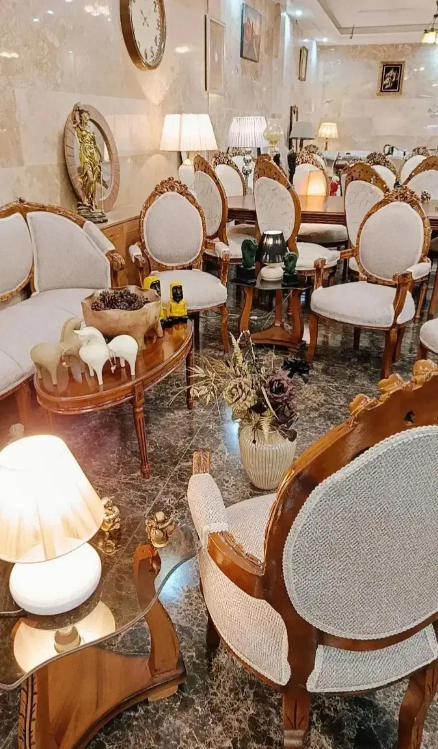 مبل نئیو لهستانی ( تغییر شغل ) ( نصف قیمت )|مبلمان خانگی و میز عسلی|سلمانشهر, |دیوار