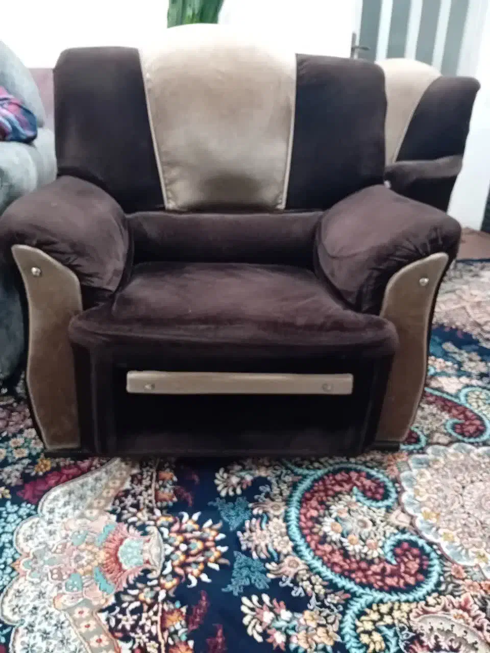 مبل ۷ نفره|مبلمان خانگی و میز عسلی|کلاچای, |دیوار