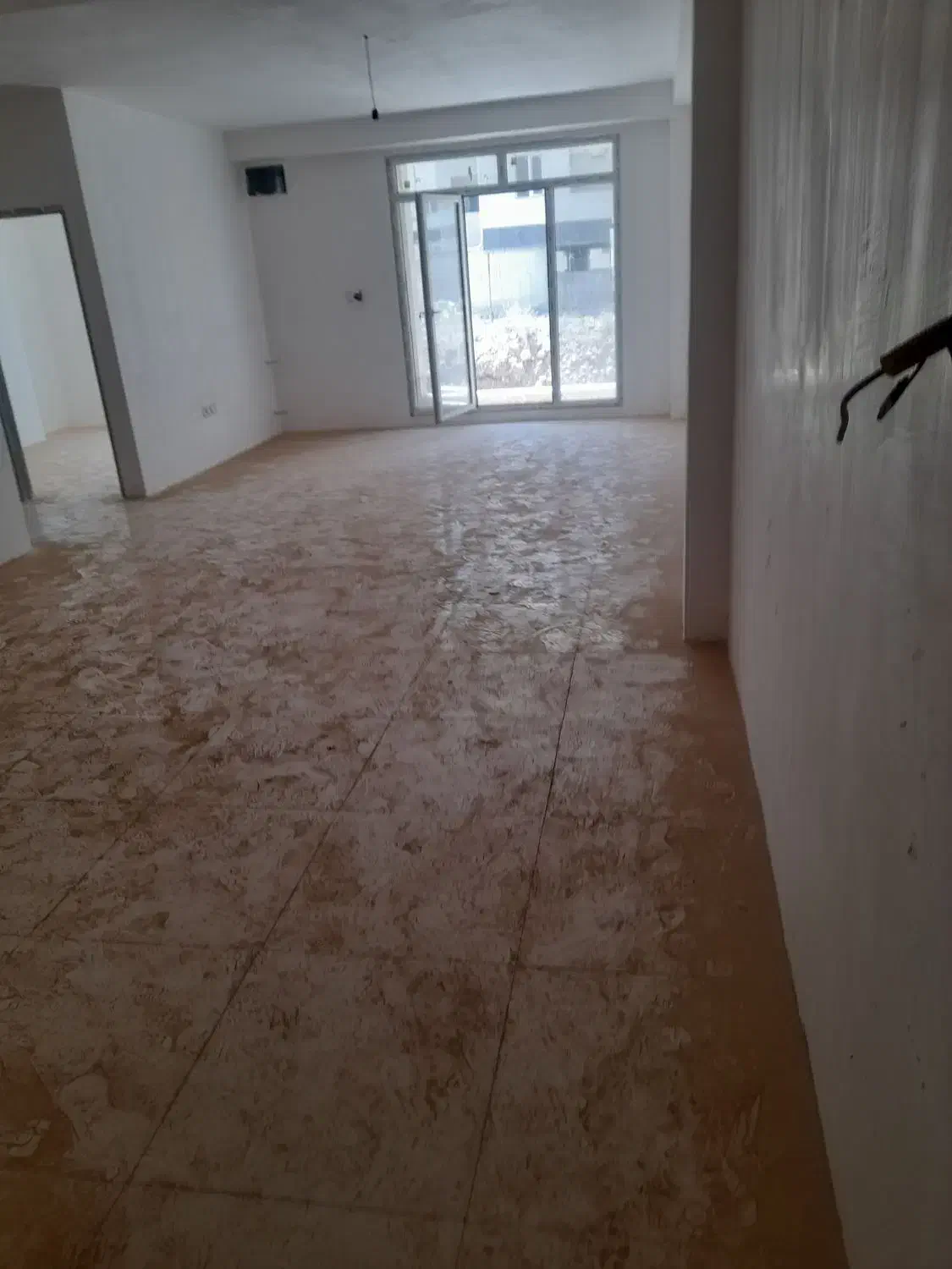 اپارتمان ۹۵ متری نما سنگ درشهر جدید هشتگرد|فروش آپارتمان|هشتگرد, شهرک پامچال|دیوار