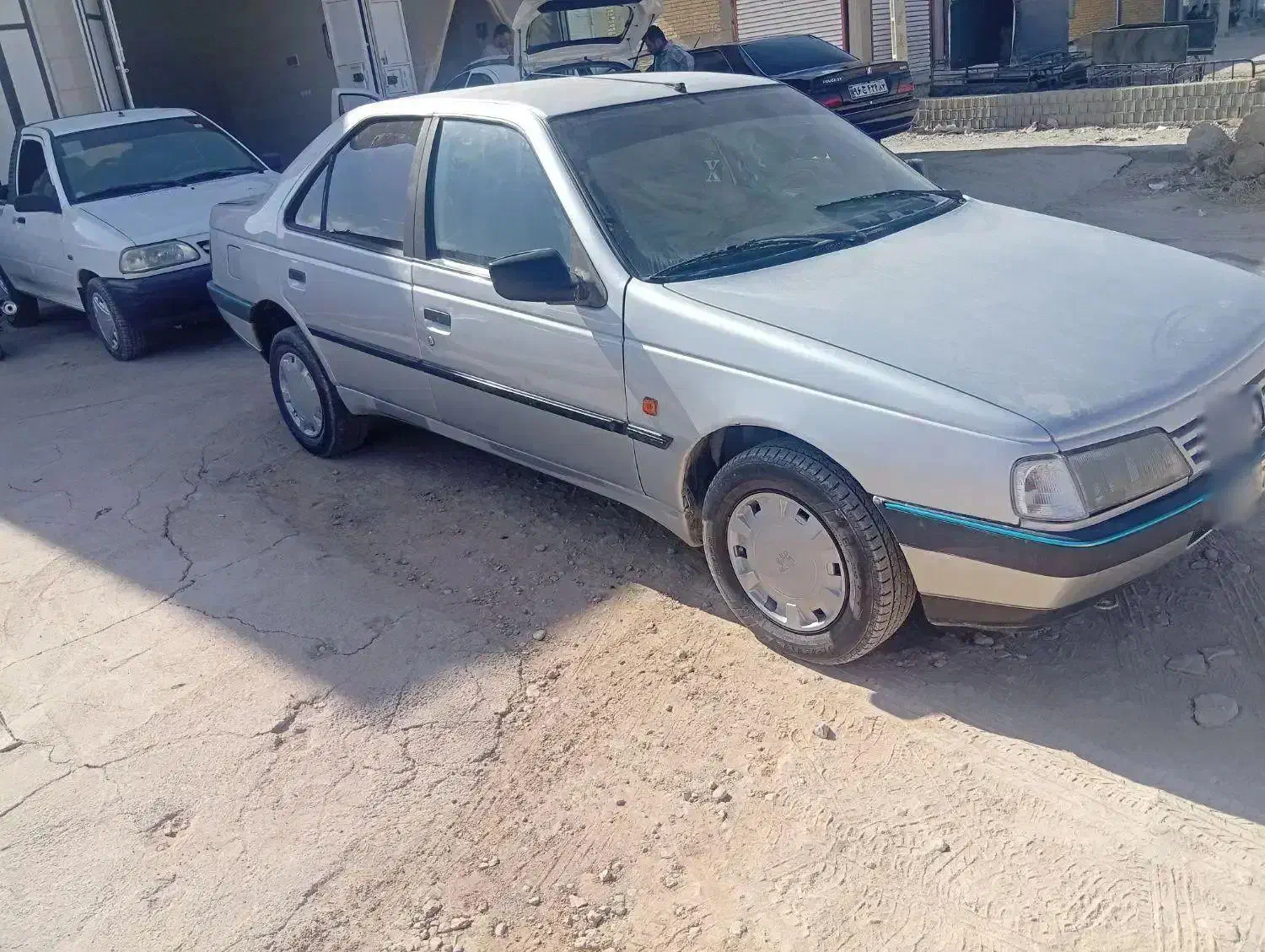 405 نقره ای|خودرو سواری و وانت|زرین دشت (فارس), |دیوار