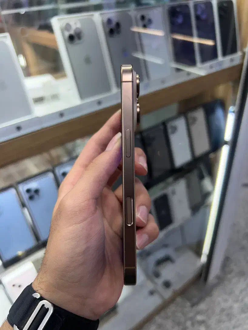 iphone 16 pro 512 رجیستر شده|موبایل|کرج, عظیمیه|دیوار