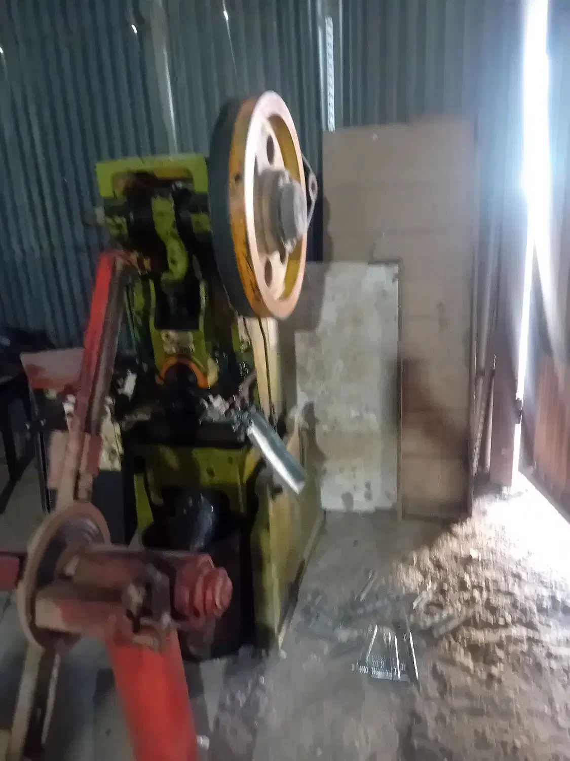 فروش دستگاه ریل گشو|ماشین‌آلات صنعتی|محمدشهر, محمدشهر|دیوار