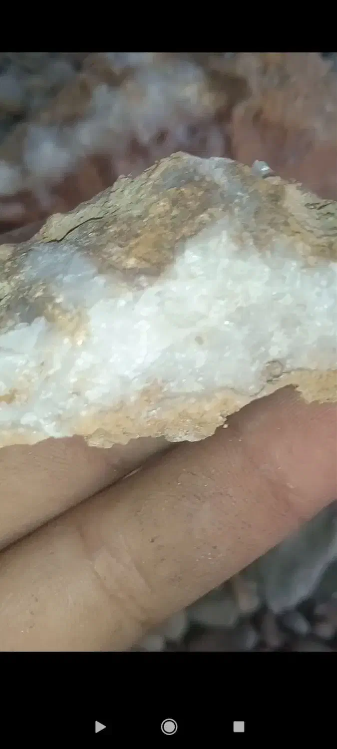 سنگ شیشه ای نمیدانم چی هست من میفروشم|جواهرات|ایرانشهر, |دیوار