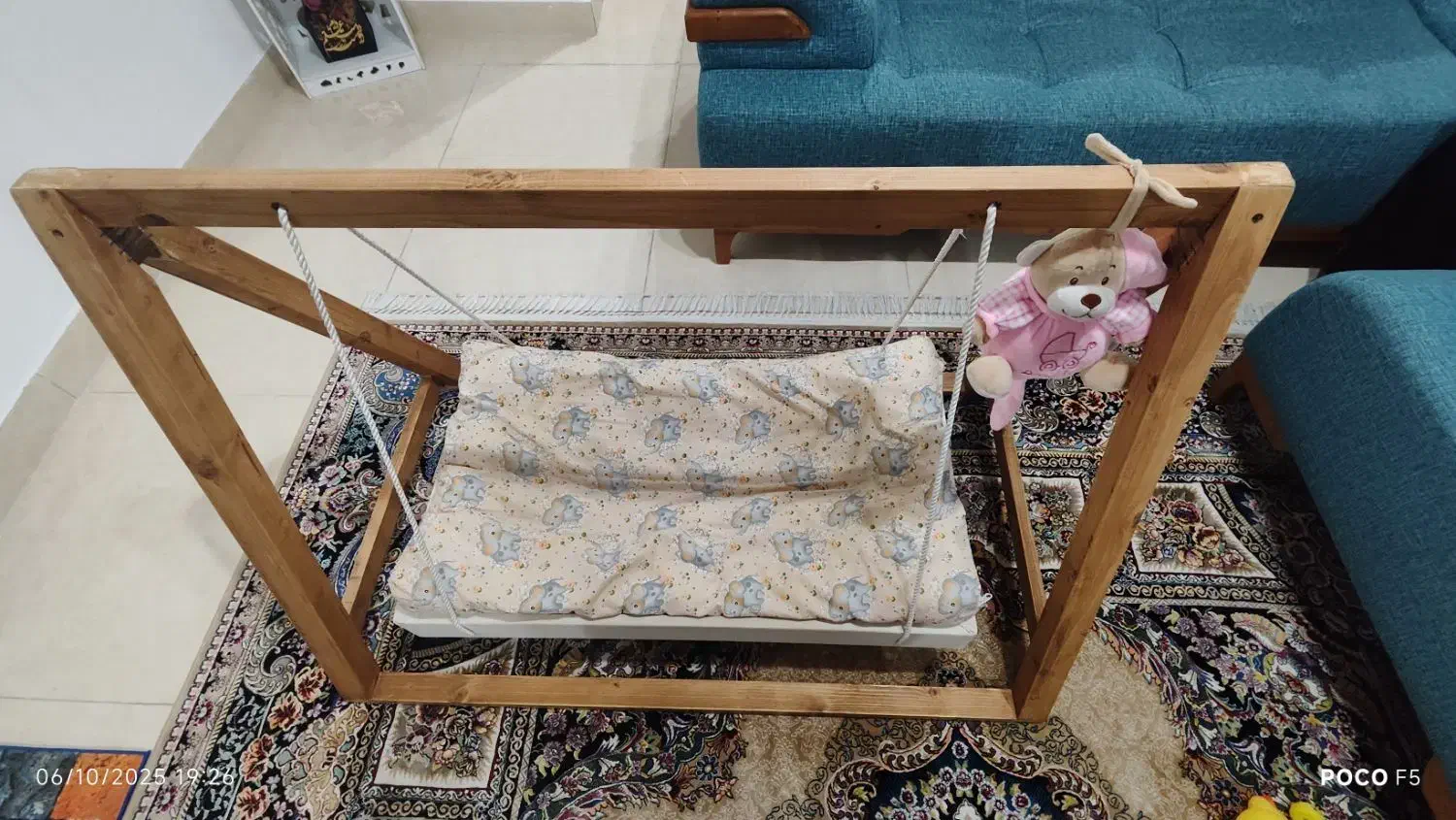 گهواره نوزاد|تخت و صندلی بچه|رشت, منظریه|دیوار