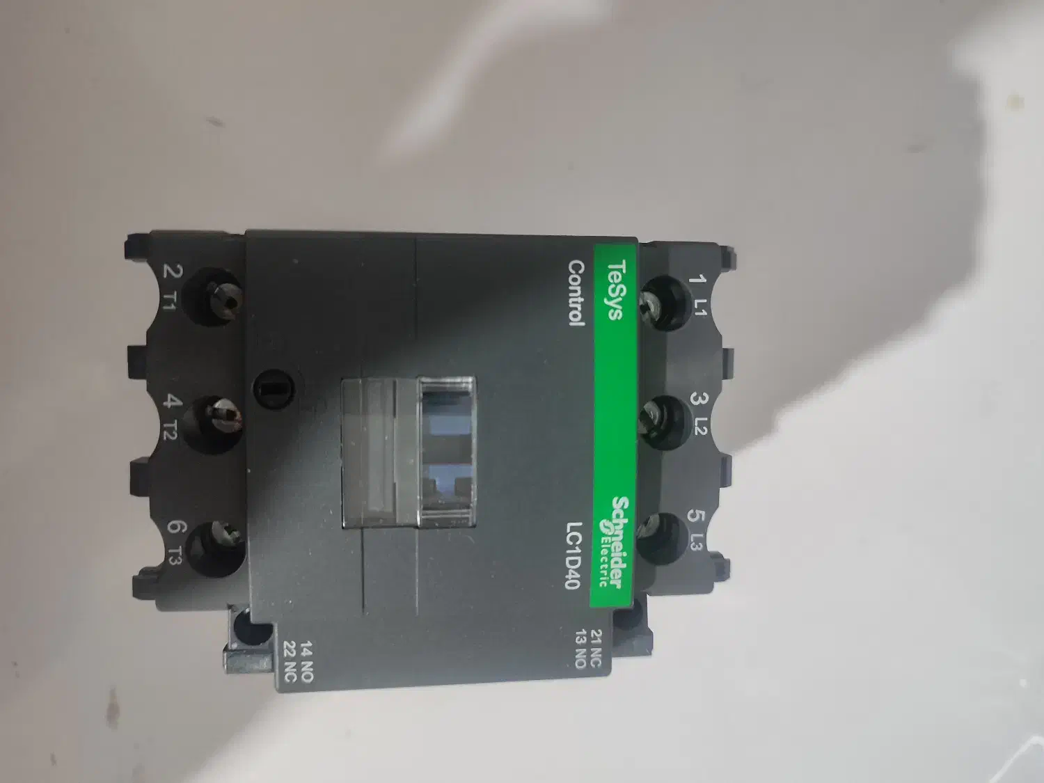 کنتاکتور سه فاز ۴۰ آمپر اشنایدر|ماشینآلات صنعتی|تهران, امامت|دیوار