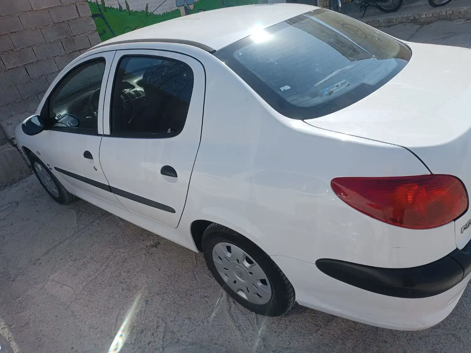 ۲۰۶ وی ۸ مدل ۹۶ تیوفایو کم کار|خودرو سواری و وانت|بهبهان, |دیوار