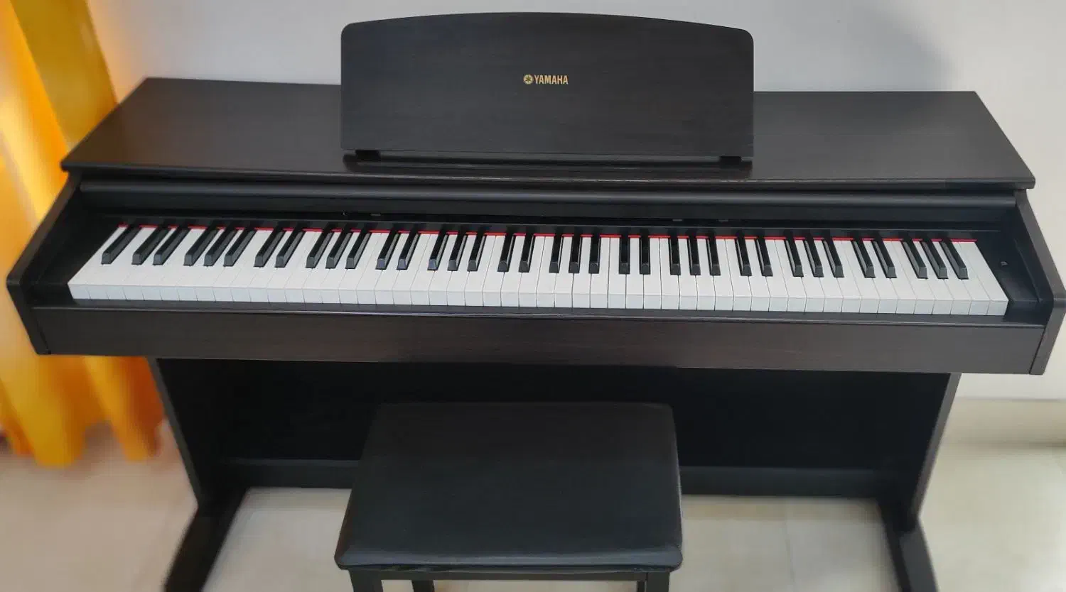 پیانو یاماها ydp201|پیانو، کیبورد، آکاردئون|بوشهر, |دیوار