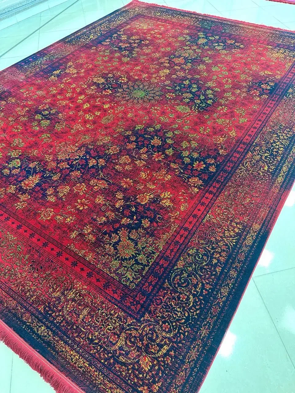 فرش زیبا و خوش نقش معاوضه با فرش کهنه) اقساطی|فرش|بوشهر, |دیوار