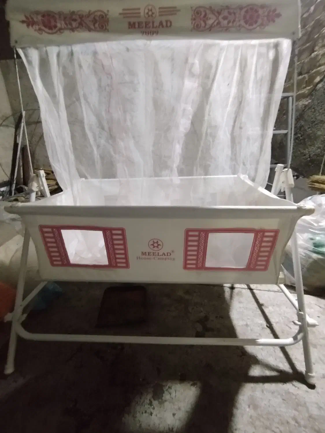 گهواره کودک شیک وتمیز|اسباب و اثاث بچه|محمدیه-قزوین, |دیوار