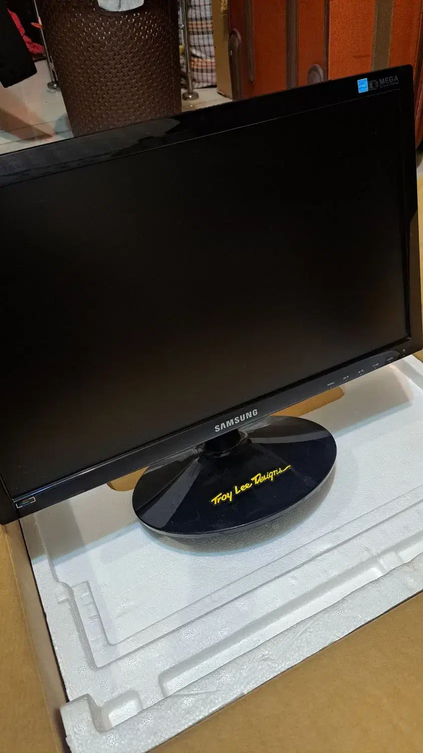 کیس و ال سی دی میز کامپیوتر|رایانه رومیزی|تهران, ابوذر|دیوار