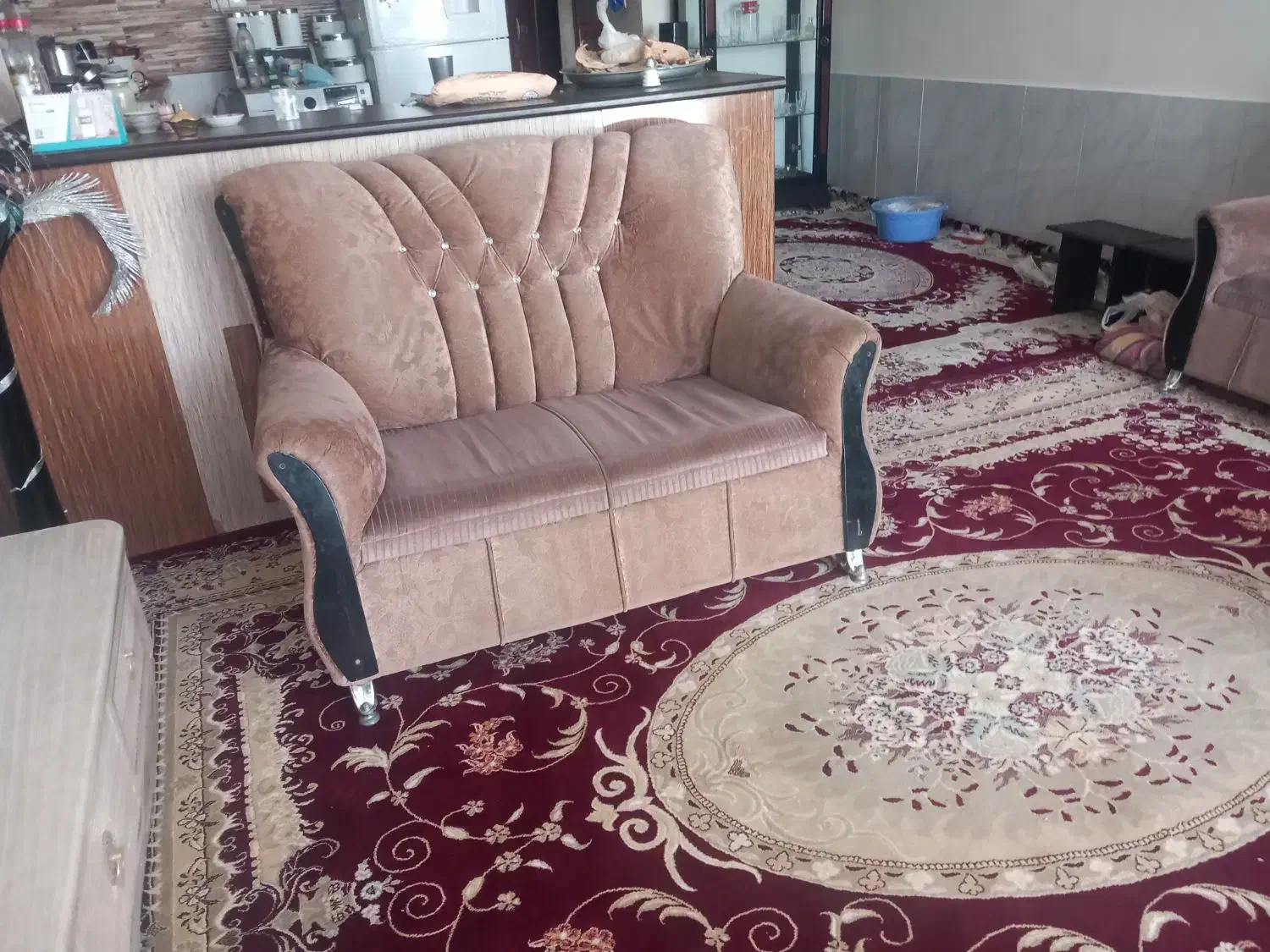 مبل راحتی خونگی درحد با میزهاش|مبلمان خانگی و میز عسلی|سبزوار, شرق کال جنوبی (شمس آبادی)|دیوار