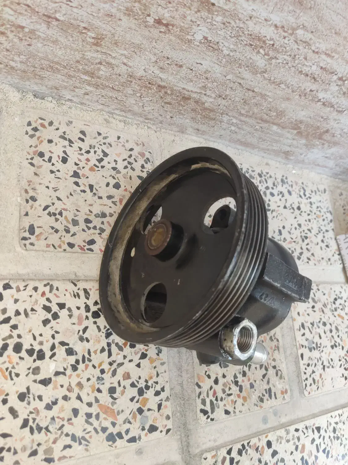 پمپ هیدرولیک چدنی فابریک ال ۹۰|قطعات یدکی و لوازم جانبی|کرمانشاه, |دیوار