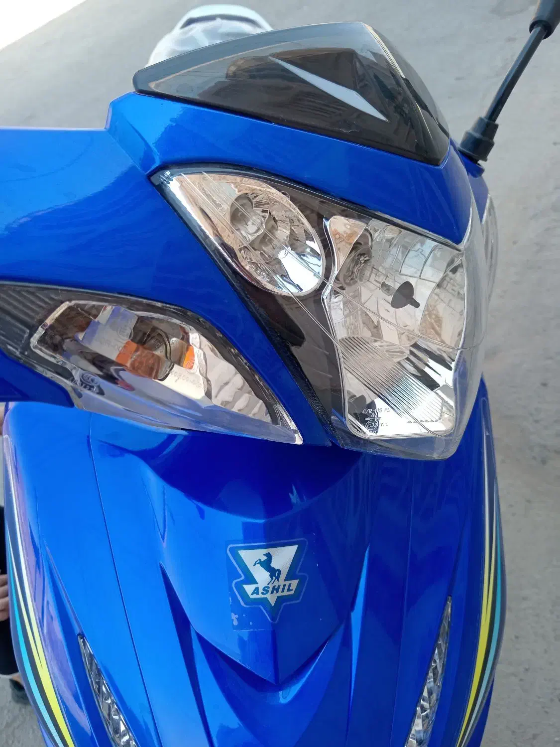 موتور آشیل بیکلاچ خشک|موتورسیکلت|مهریز, |دیوار