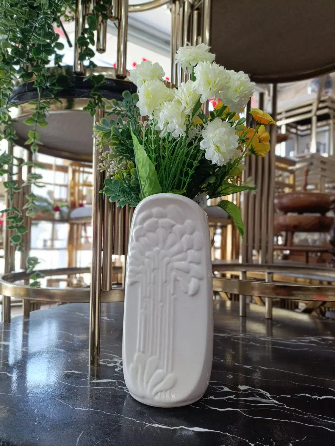 گلدان سرامیکی طرح برجسته دکوراتیو|گل و گیاه طبیعی|سیرجان, |دیوار