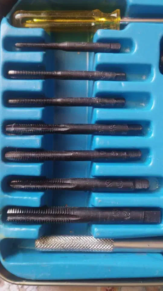 حدیده و قلاویز ژاپنی اصل40 تکه|ماشینآلات صنعتی|اصفهان, مارچین|دیوار