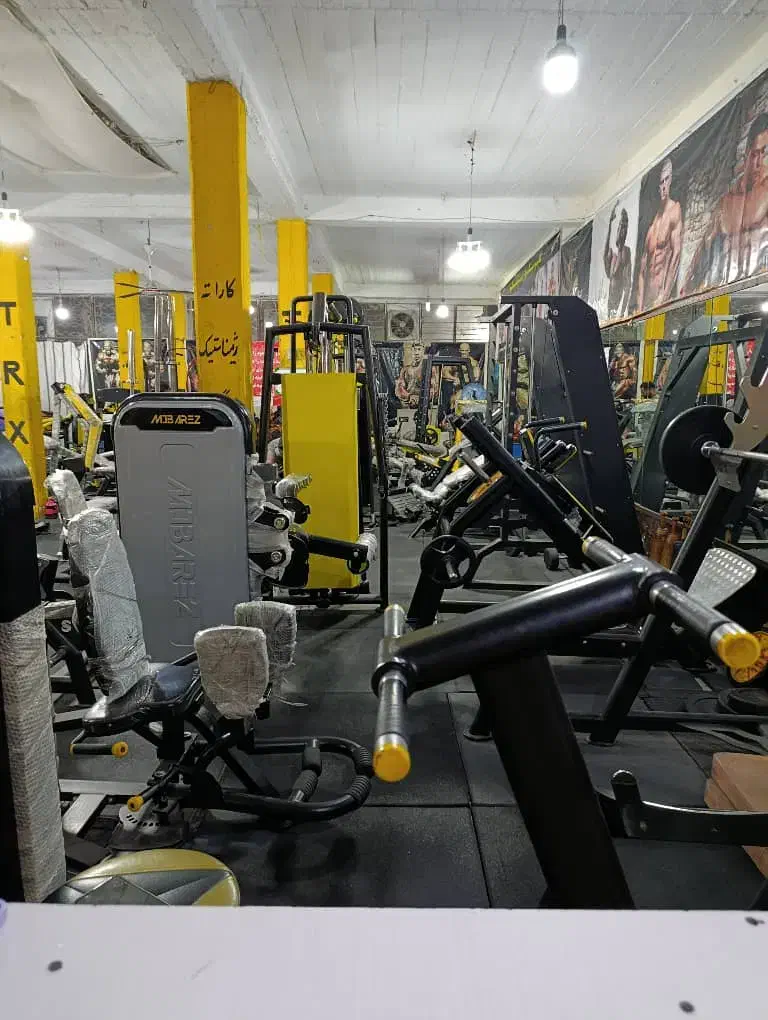 فروش دستگاهای بدنسازی کاملا سالم به صورت یکجا|تجهیزات ورزشی|اقلید, |دیوار