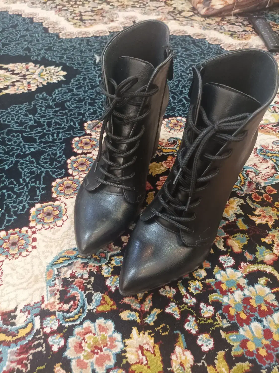 کفش 40 نو|کیف، کفش، کمربند|یاسوج, |دیوار