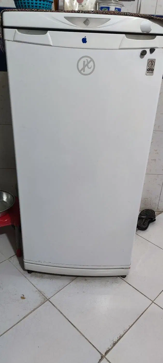 یخچال به شرط کار|یخچال و فریزر|بروجرد, |دیوار