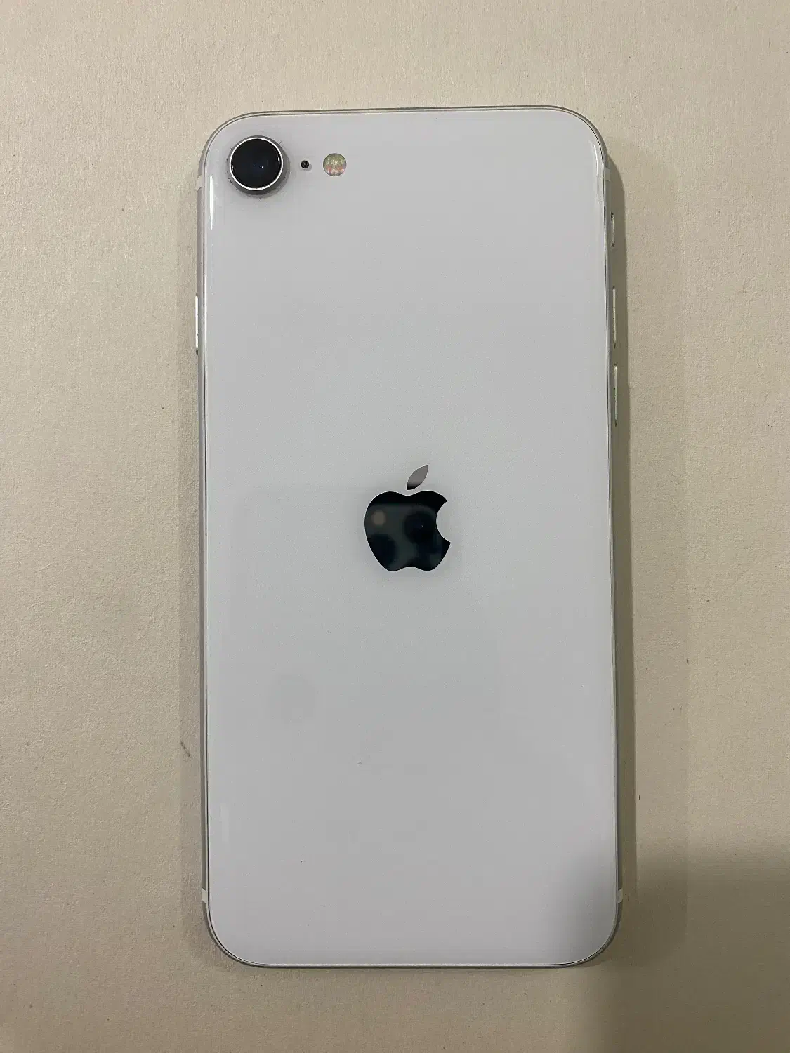 ایفون se 2020 در حد|موبایل|گلبهار, شهر جدید گلبهار|دیوار