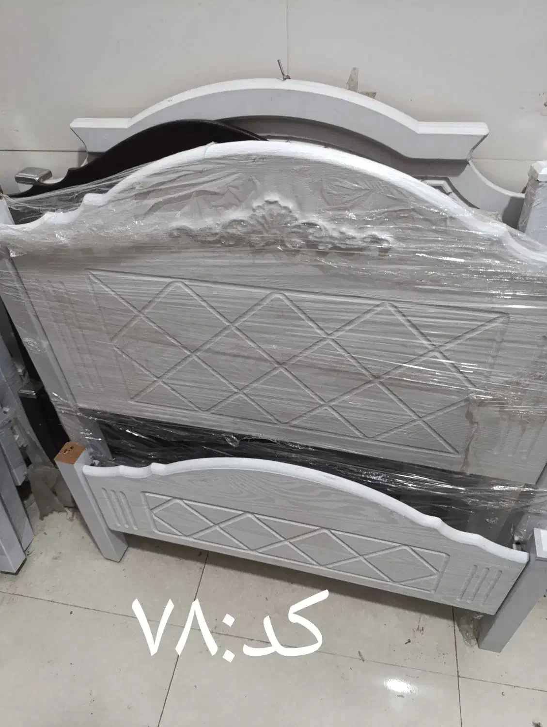 پخش تخت خواب تک نفره mdf|تخت و سرویس خواب|ارومیه, |دیوار