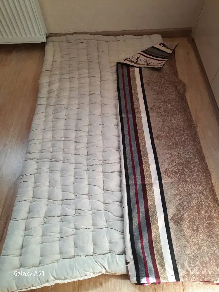 لحاف و تشک|رختخواب، بالش، پتو|مرند, |دیوار