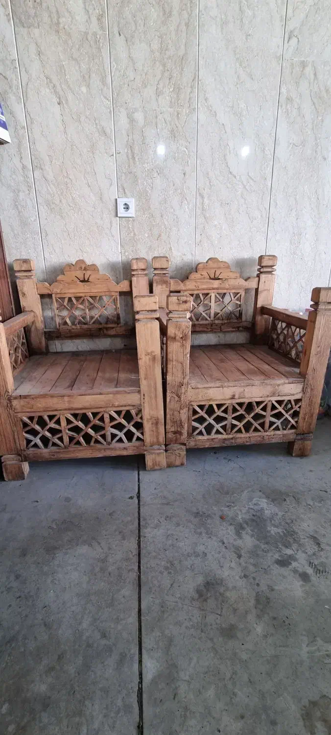 فوری فروشی به علت مهاجرت به بالاترین پیشنهادفروخته|مبلمان خانگی و میز عسلی|شهریار, شهرک شاهد|دیوار