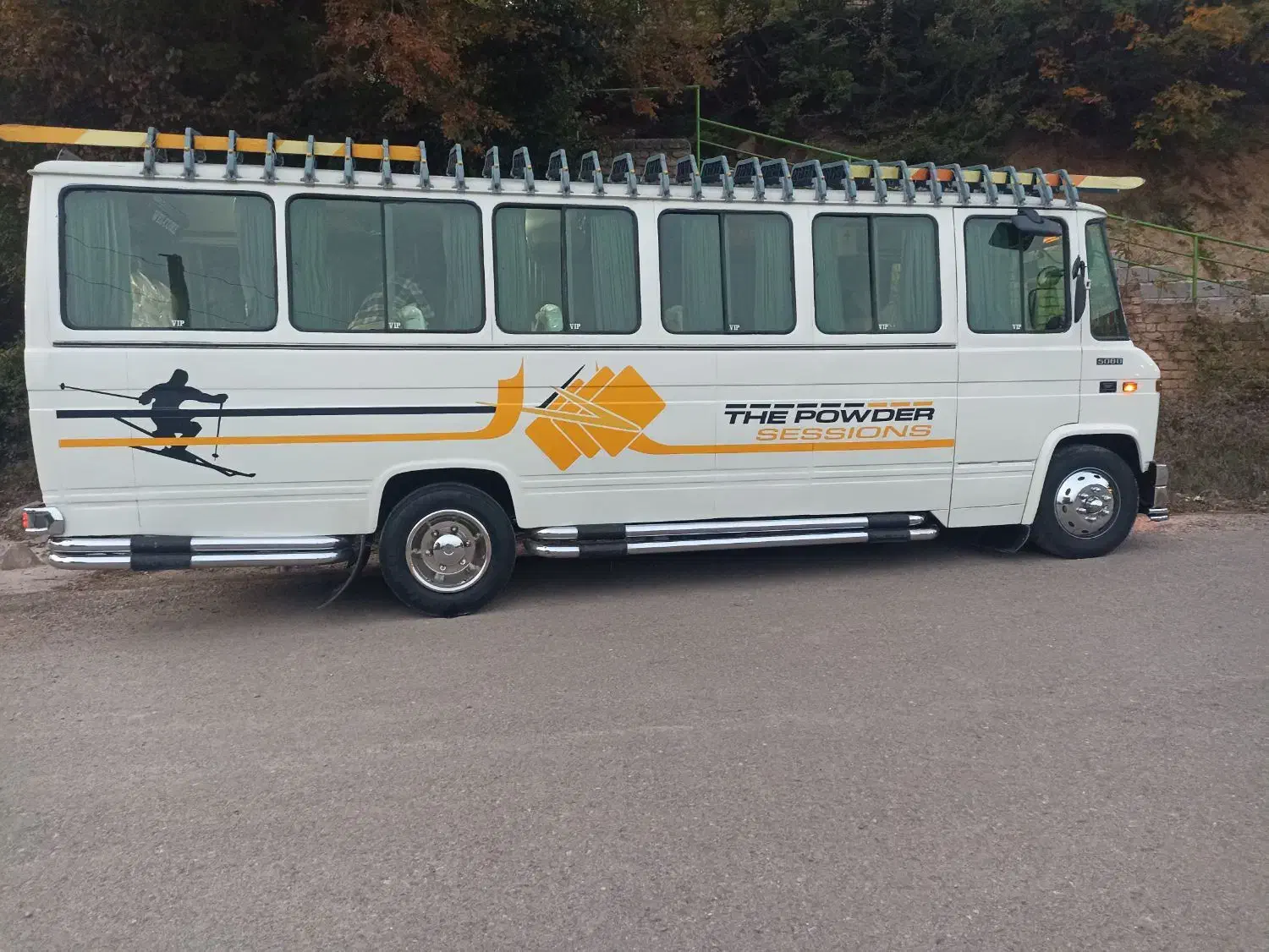 مینی بوس بنز سقف بلند|خودرو سنگین|رشت, کوی مهر|دیوار